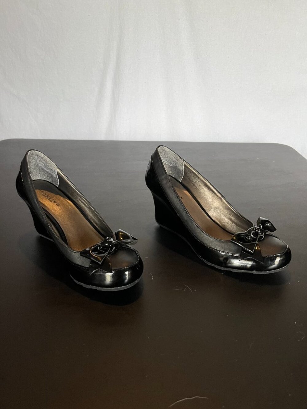 Kenneth Cole Reaction Size 8M Sweet House LE Black Leather Heels